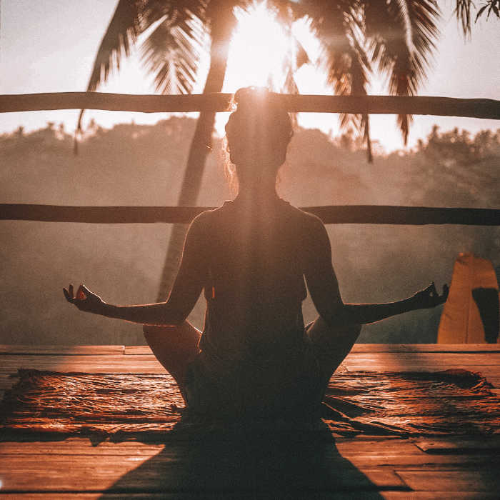 bg-yoga-meditate